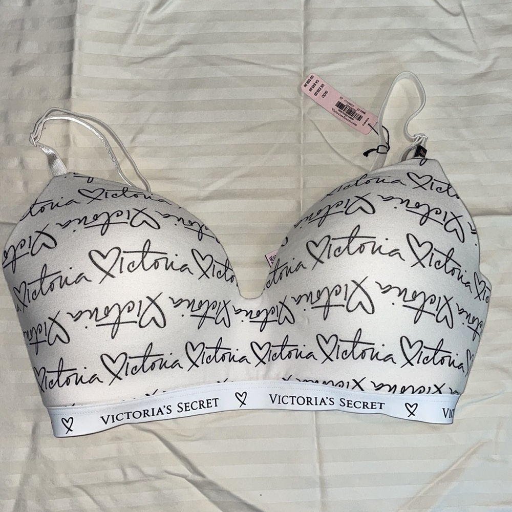 New Victoria Secret Bra 34 DD